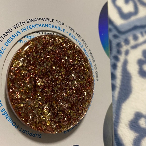 POP SOCKETS - Picture 3 of 5